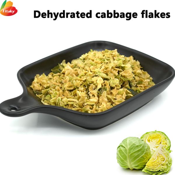 Dehydrated cabbage flakes