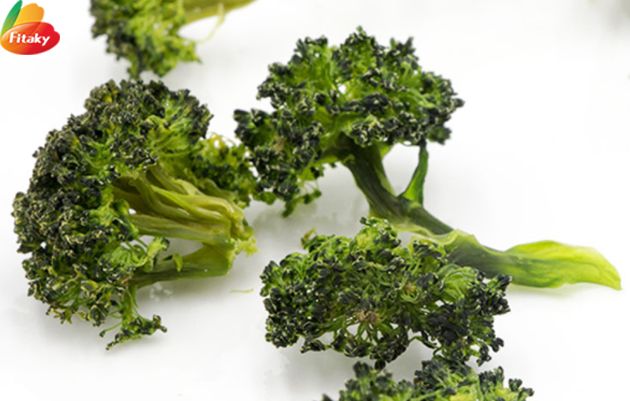Dehydrated broccoli 
